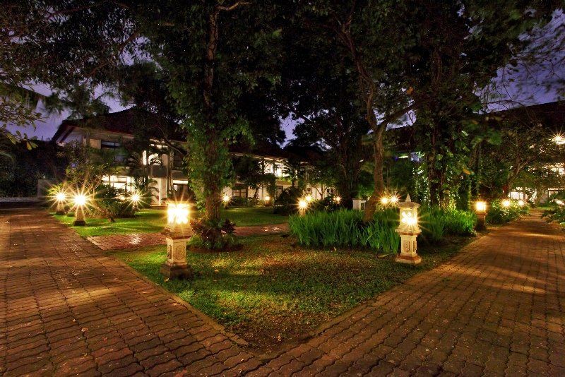 Puri Saron Hotel Seminyak Exterior foto