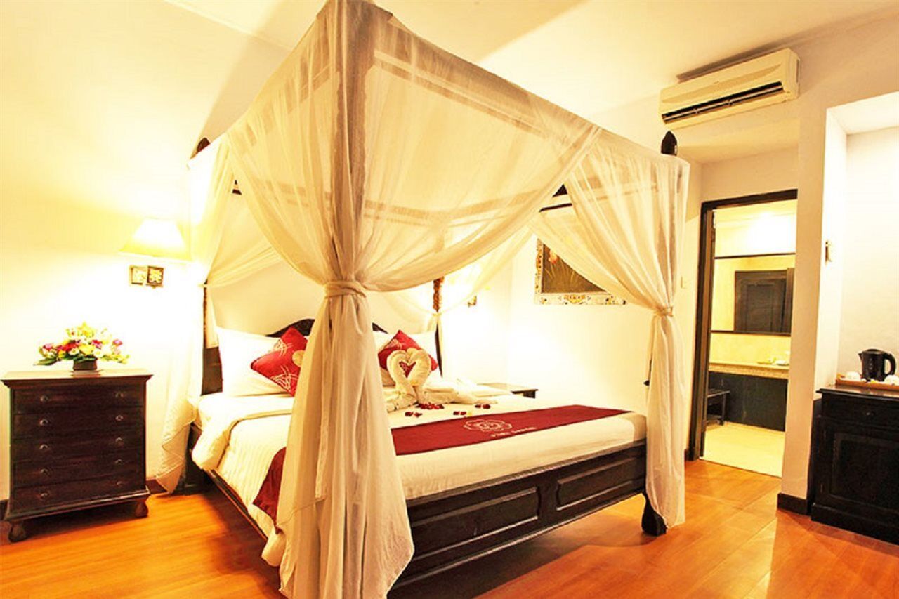 Puri Saron Hotel Seminyak Exterior foto